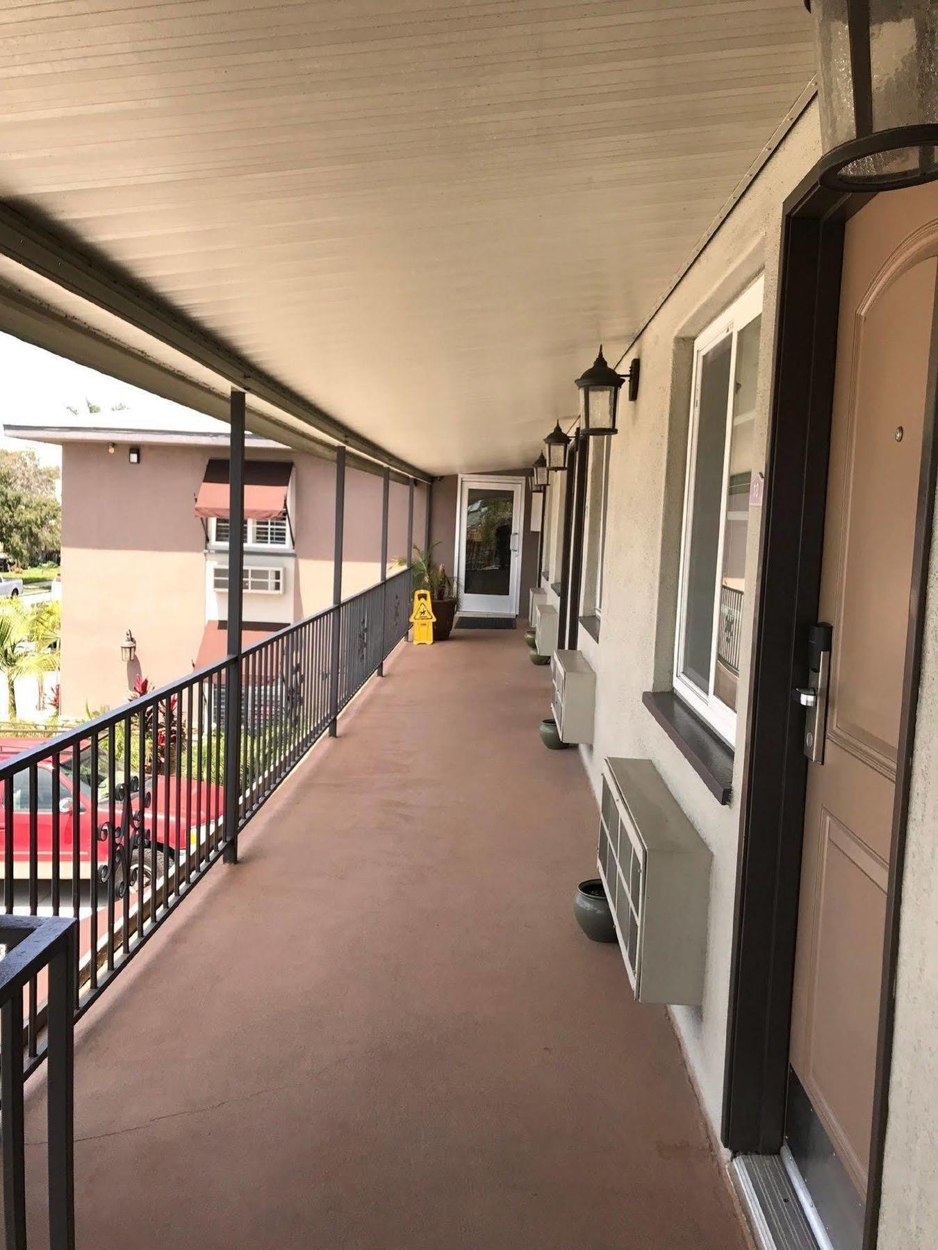 Berkshire Motor Hotel San Diego Exterior photo
